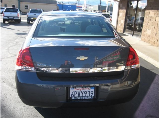 Chevrolet Impala 2011 photo 3