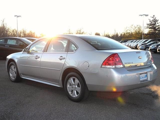 Chevrolet Impala 2011 photo 3