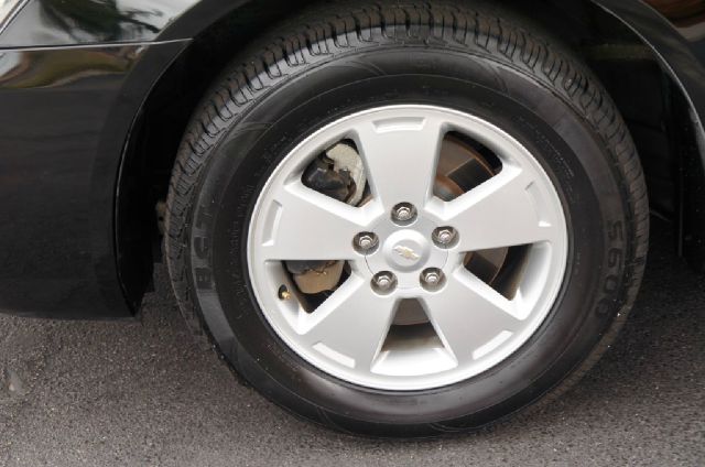 Chevrolet Impala 2011 photo 2