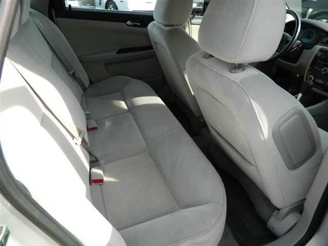 Chevrolet Impala 2011 photo 4