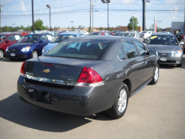 Chevrolet Impala 2011 photo 2