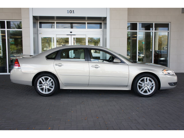 Chevrolet Impala 2011 photo 1