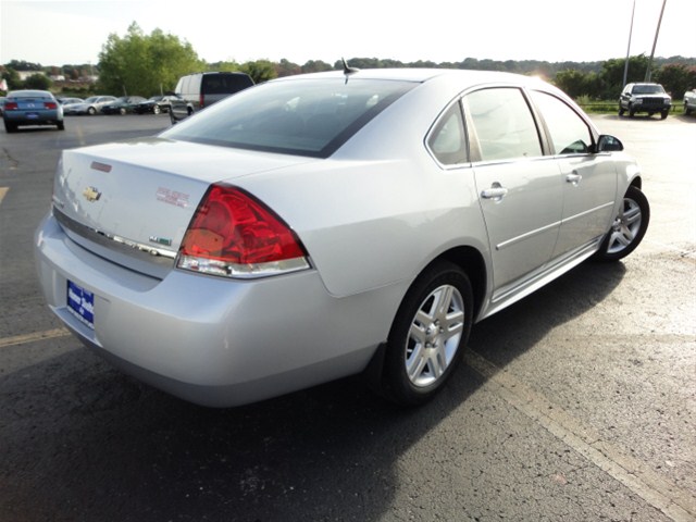 Chevrolet Impala 2011 photo 4