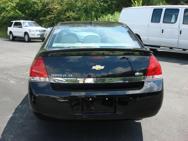 Chevrolet Impala 2011 photo 3