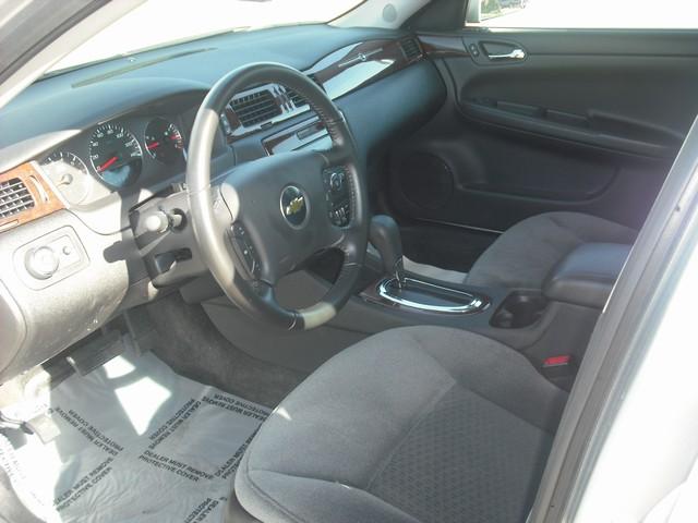 Chevrolet Impala 2011 photo 1