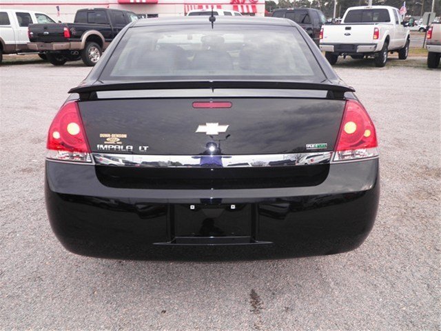 Chevrolet Impala 2011 photo 4