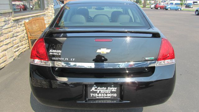 Chevrolet Impala 2011 photo 2
