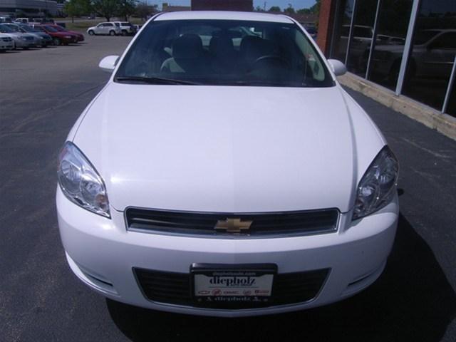 Chevrolet Impala 2011 photo 3