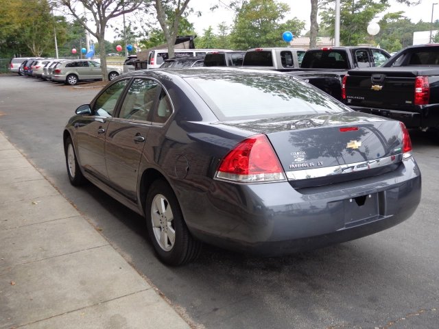 Chevrolet Impala 2011 photo 3