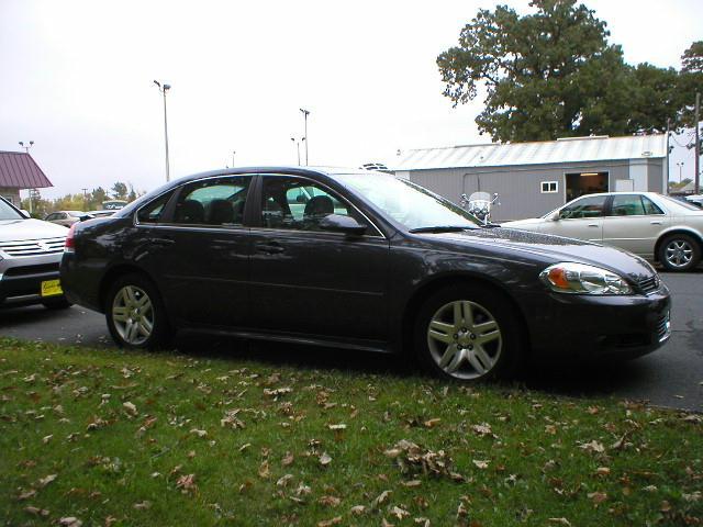 Chevrolet Impala 2011 photo 2