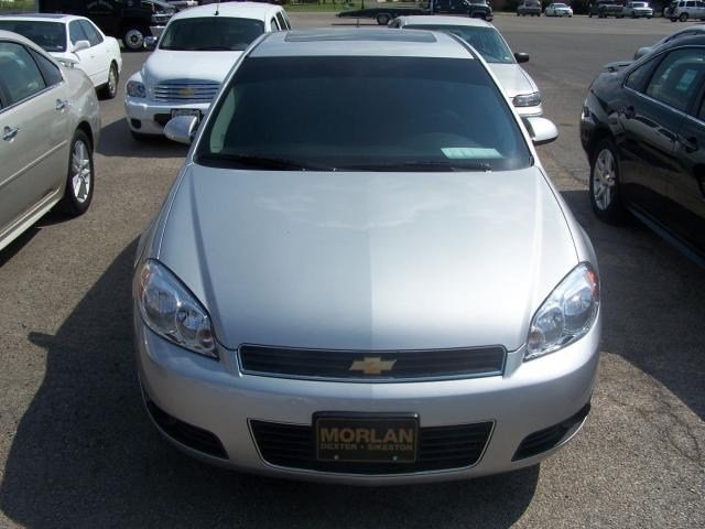 Chevrolet Impala 2011 photo 1