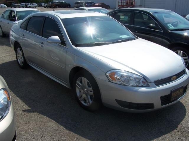 Chevrolet Impala 2011 photo 2