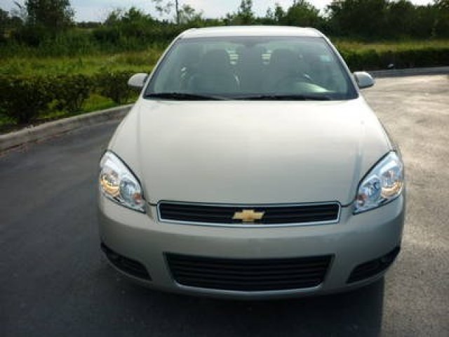 Chevrolet Impala 2011 photo 2