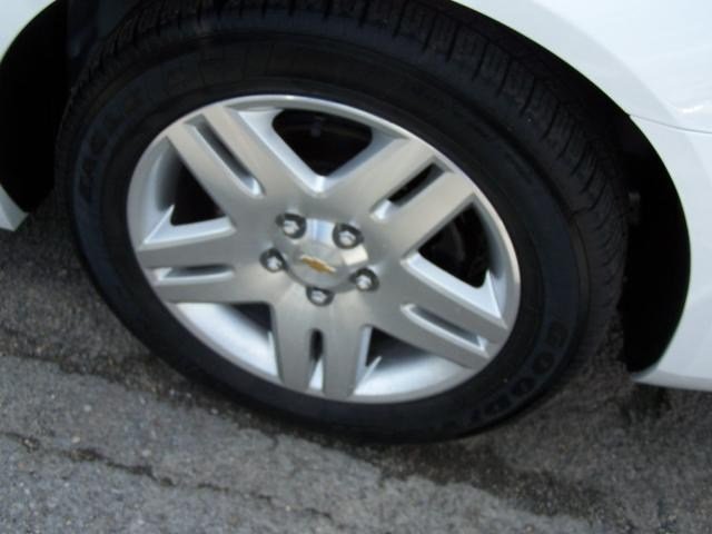 Chevrolet Impala 2011 photo 3