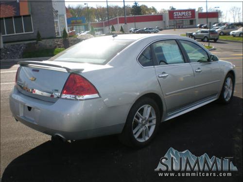 Chevrolet Impala 2011 photo 2