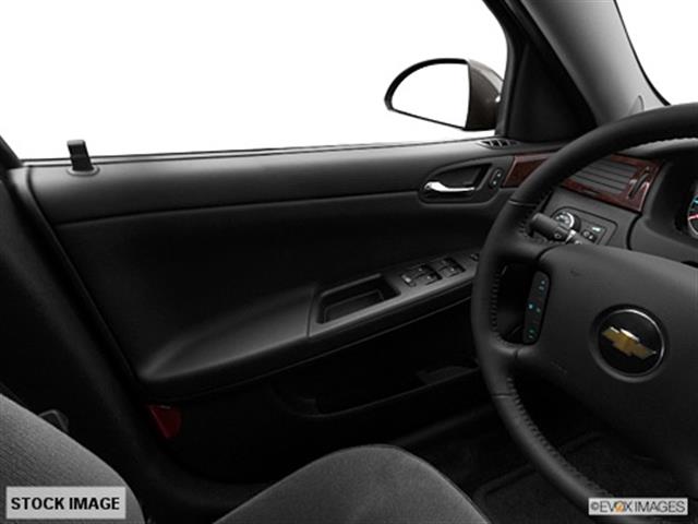 Chevrolet Impala W/1sh GT Sedan