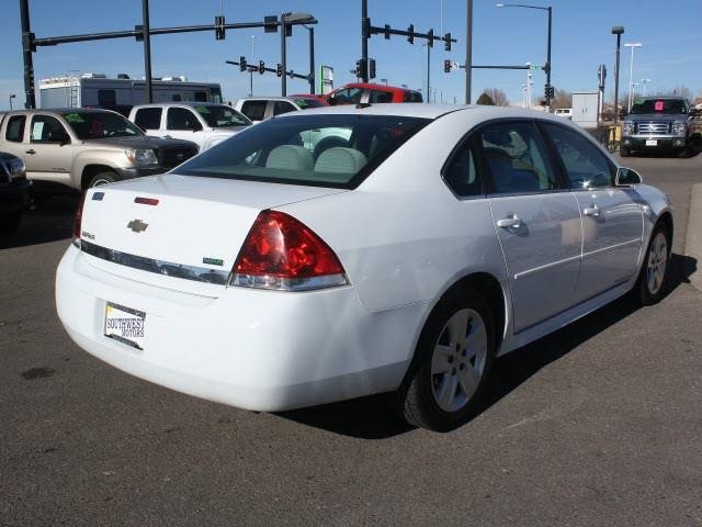 Chevrolet Impala 2011 photo 2
