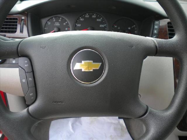 Chevrolet Impala 2011 photo 13