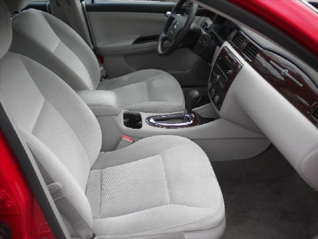 Chevrolet Impala 2011 photo 17