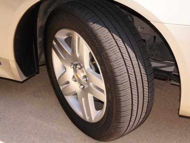 Chevrolet Impala 2011 photo 2