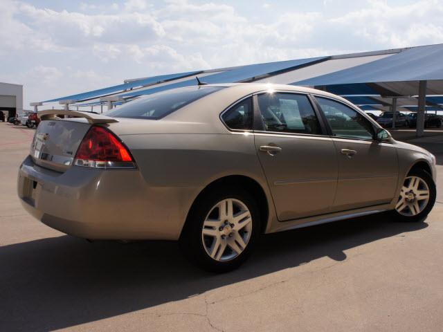 Chevrolet Impala 2011 photo 3