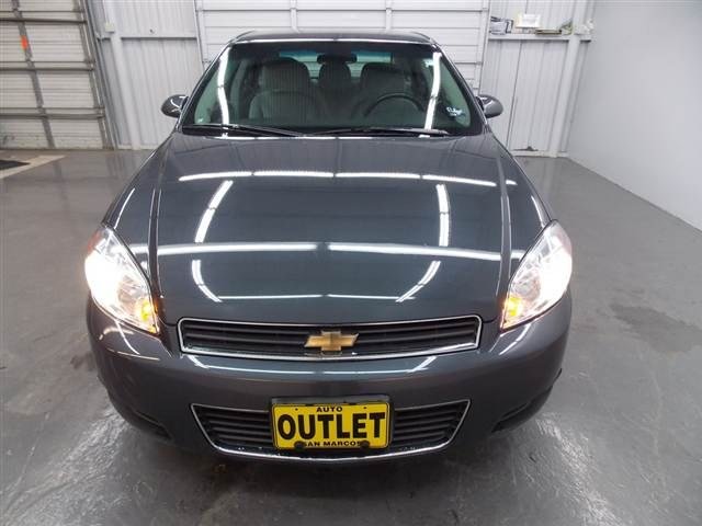 Chevrolet Impala 2011 photo 3