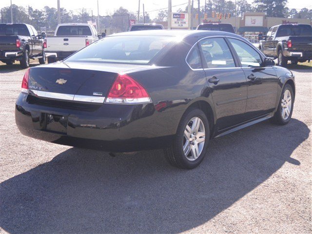 Chevrolet Impala 2011 photo 3