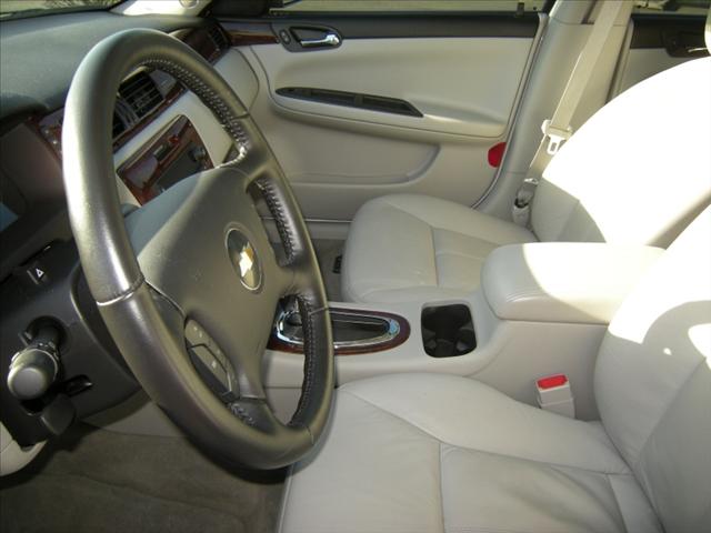 Chevrolet Impala 2011 photo 1