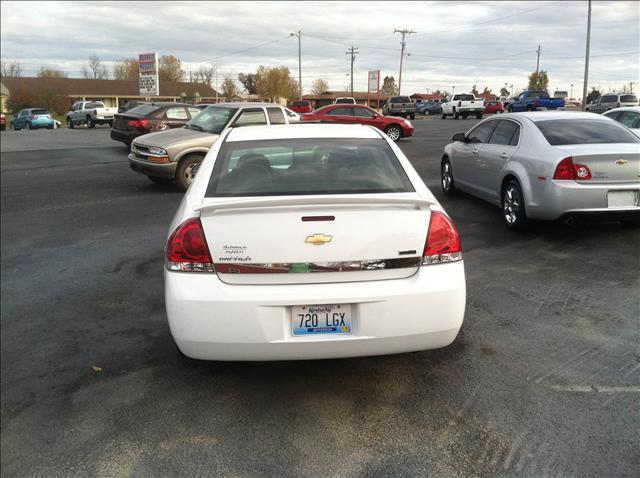 Chevrolet Impala 2011 photo 3