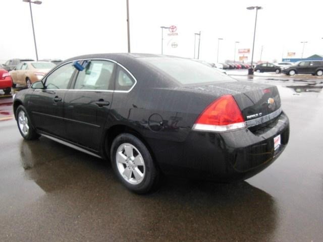 Chevrolet Impala 2011 photo 2