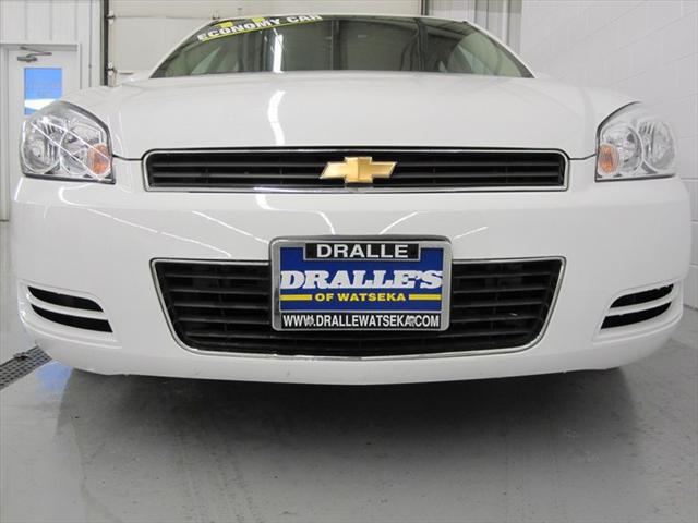 Chevrolet Impala 2011 photo 2