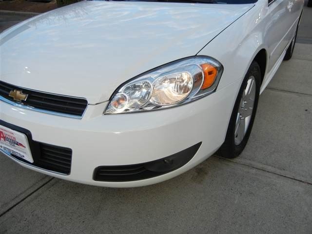 Chevrolet Impala 2011 photo 2