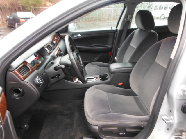 Chevrolet Impala 2011 photo 4