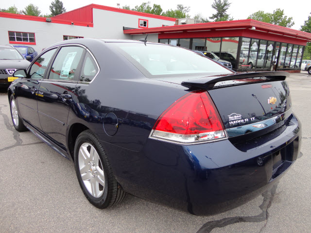 Chevrolet Impala 2011 photo 3
