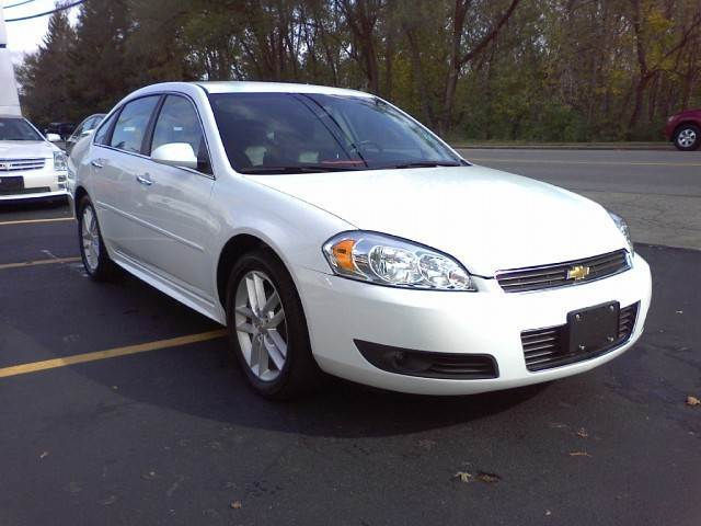 Chevrolet Impala 2011 photo 2