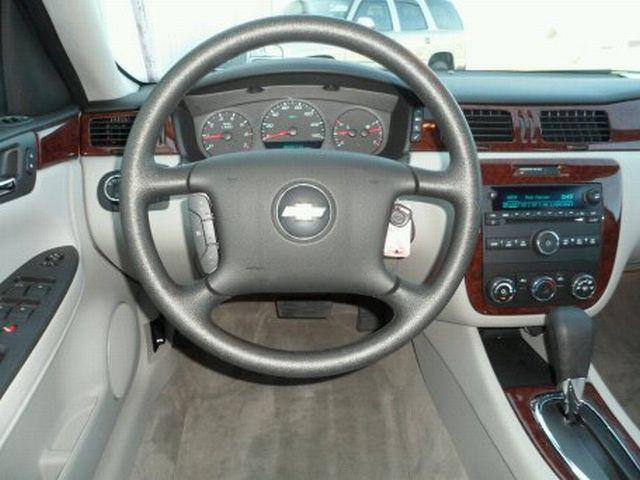 Chevrolet Impala 2011 photo 4