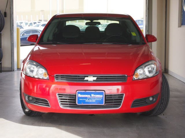 Chevrolet Impala 2011 photo 2