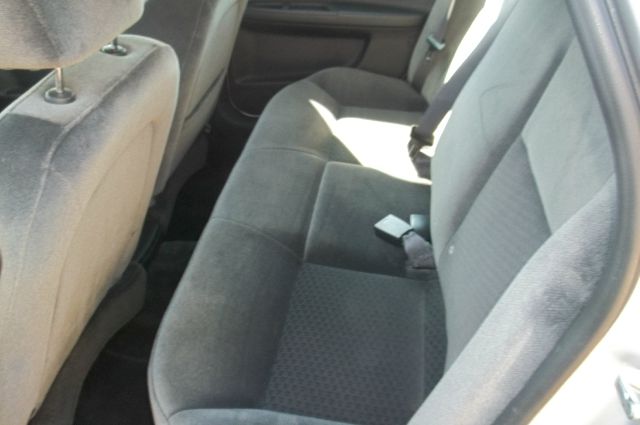 Chevrolet Impala 2011 photo 2