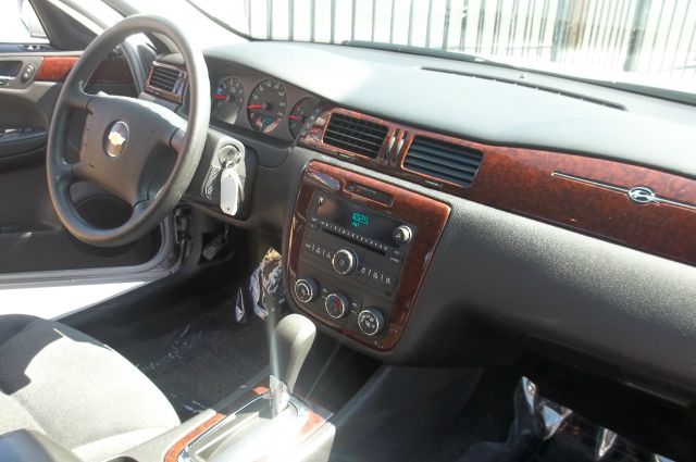 Chevrolet Impala 2011 photo 7