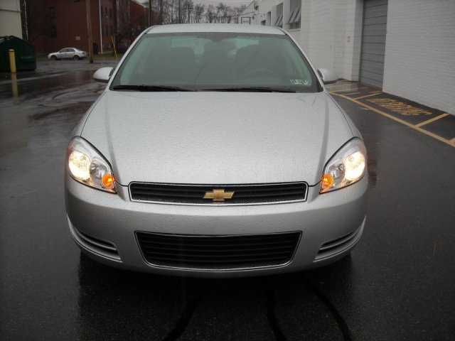 Chevrolet Impala 2011 photo 2