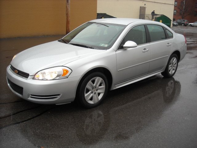 Chevrolet Impala 2011 photo 3