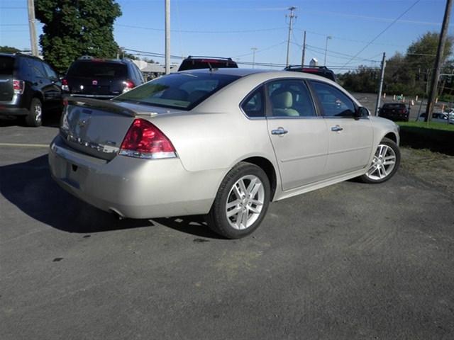 Chevrolet Impala 2011 photo 2