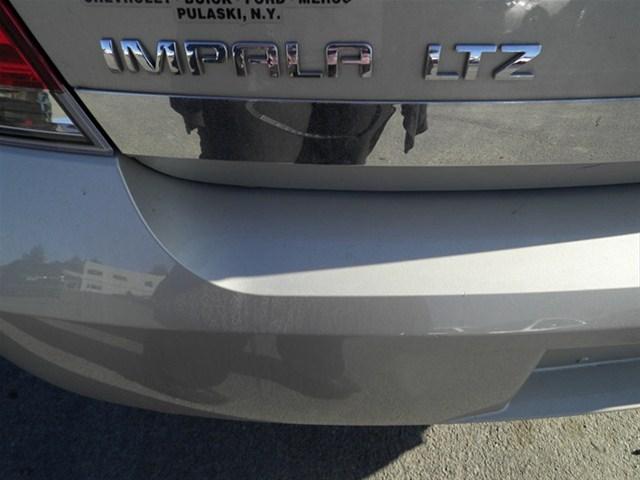 Chevrolet Impala 2011 photo 3