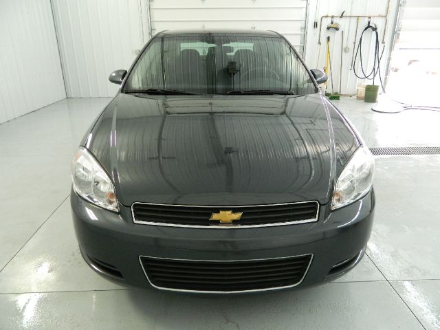 Chevrolet Impala 2011 photo 2