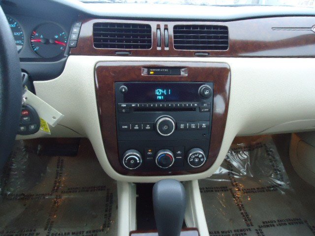 Chevrolet Impala 2011 photo 3