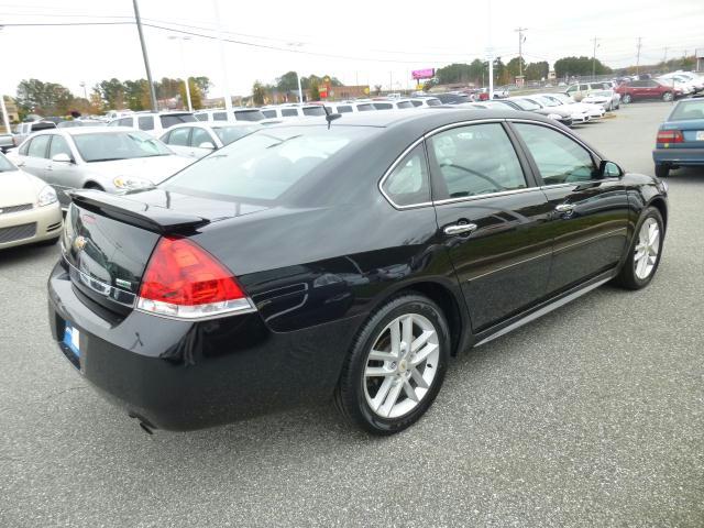 Chevrolet Impala 2011 photo 3