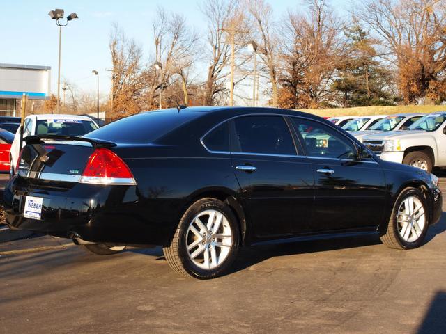 Chevrolet Impala 2011 photo 2