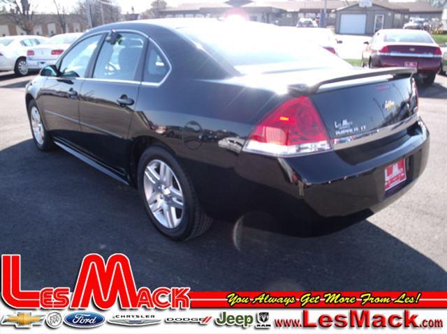 Chevrolet Impala 216 Sedan