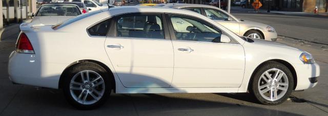 Chevrolet Impala 2011 photo 2