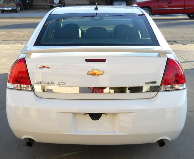 Chevrolet Impala 2011 photo 4